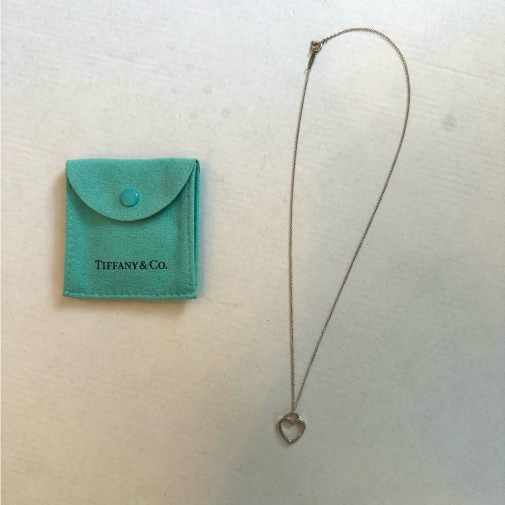 Tiffany and Co, Silver Open Heart Pendant, thin elegant chain, with bag